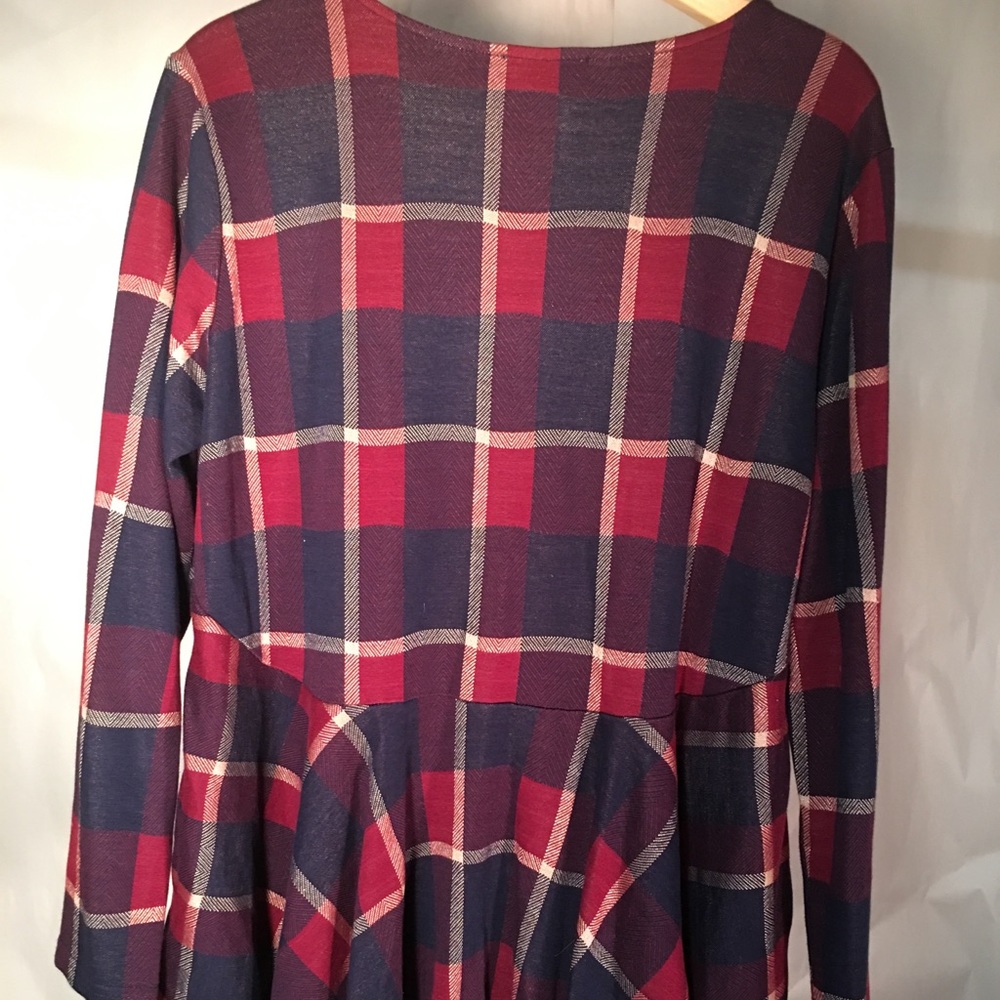 Umgee peplum bustle plaid shirt 2XL